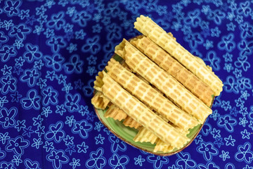 Homemade waffle tube