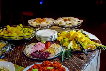 Selbstklebende Fototapeten evening buffet © alexkarp1