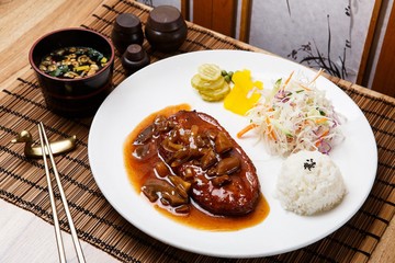 Hamburger Steak. 햄버거스테이크