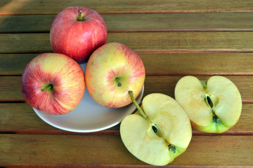 mela, close-up di un piccolo gruppo di mele