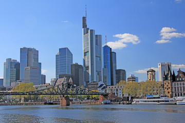 Fototapeta na wymiar Frankfurt am Main im Frühling, Deutschland