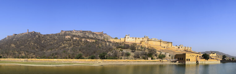 Fototapeta premium Panorama of famous Amer (Amber) fort of Rajasthan
