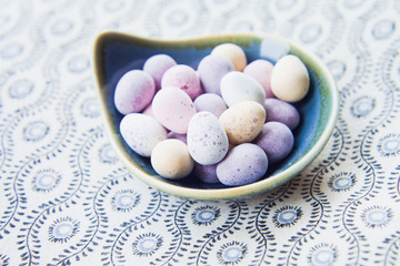 Obraz premium Sweet sugar coated Chocolate Easter Eggs.