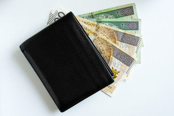portfel z pieniędzmi
