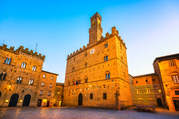 Volterra, medieval palace Palazzo Dei Priori, Pisa state, Tuscany, Italy - obrazy, fototapety, plakaty