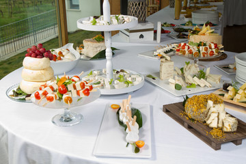 starter ready in selfservice table of a restaurant