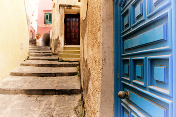 Case colorate nell'isola di Procida, Napoli Italia