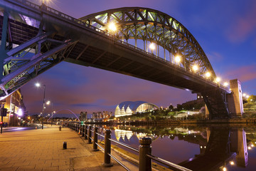 Naklejka na ściany i meble Bridges over the river Tyne in Newcastle, England at night