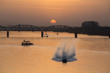 Sunset in Nile river - obrazy, fototapety, plakaty