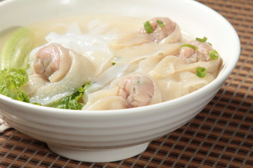 noodles with meat