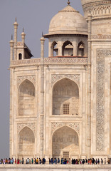 Fototapeta na wymiar Taj Mahal (Crown of Palaces), an ivory-white marble mausoleum on the south bank of the Yamuna river in Agra, Uttar Pradesh, India 