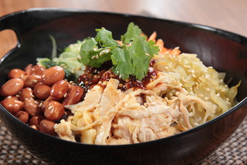 noodles in soup with meat
