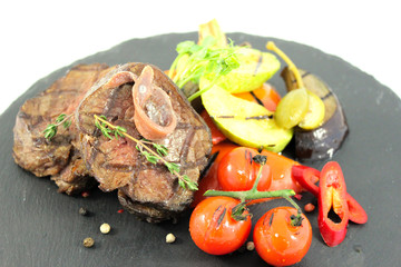 Beef medallion with vegetables