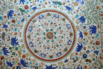 Traditional colorful floral marble tabletops for sale in Agra, Uttar Pradesh, India