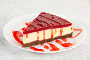 delicious cheesecake with strawberries