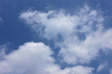 青空と雲。メルヘン・不思議な雲の動物たち