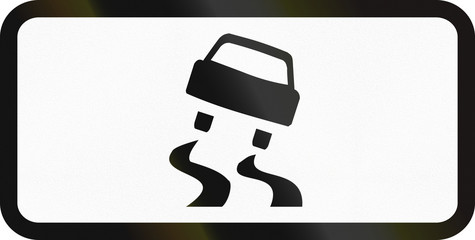 Belarusian supplementary road sign - Slippery road