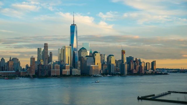 USA, New York, Lower Manhattan, Hudson River, Freedom Tower TIMELAPSE Day to Night