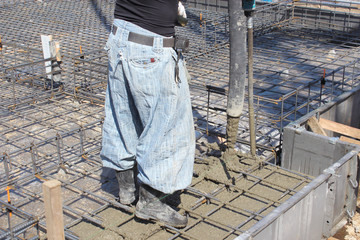 住宅の基礎工事