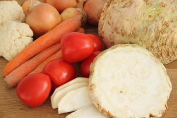 Saisongemüse mit Sellerie