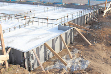 住宅の基礎工事