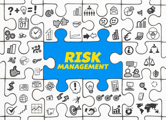 Risk Management / Puzzle mit Symbole