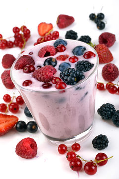 berry yogurt with berries in a glass