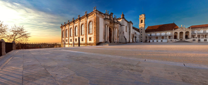 'Coimbra mon amour': Historical Coimbra University buildings panorama