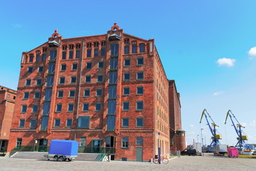 Wismar, Hafenspeicher