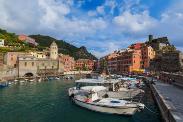 Fototapeta na wymiar Vernazza in Cinque Terre - Italy