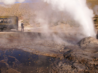 Obraz premium geyser gush hot spring steam El Tatio Chile