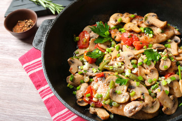 Tasty chicken marsala, closeup
