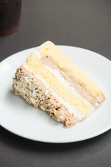 Caramel cake