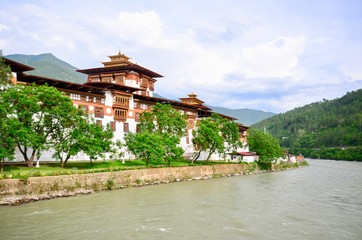 Majestic Punakha Dzong at the Confluence of the Pho Chhu and Mo Chhu Rivers in Bhutan