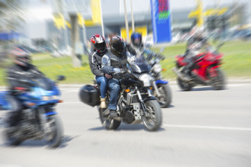 Dynamic motorbike racing