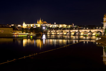 Fototapeta na wymiar Prague cityscape at night