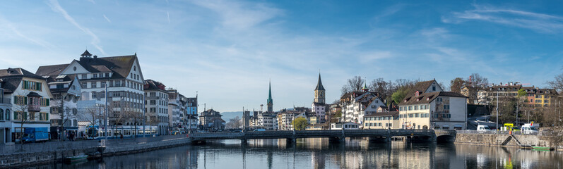 Fototapeta premium Panoramic cityscape of Historic Zurich center