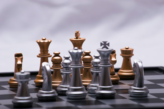 Decisive chess game