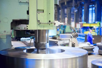 Industrieanlage für Walzenherstellung