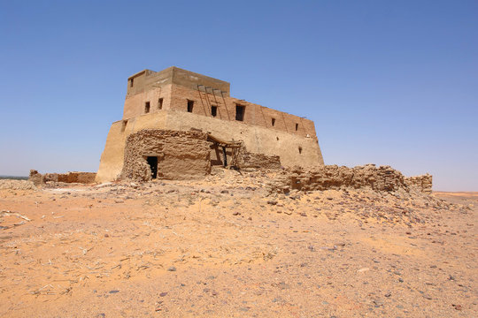 Old Dongola - so called throne Hall in deserted Makuria christian state in old  Sudan
