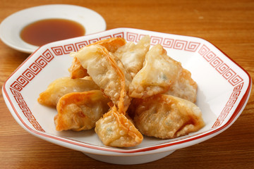 揚げ餃子