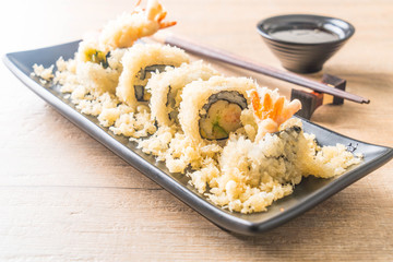 tempura shrimp sushi roll © topntp