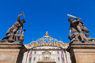 Fototapeta na wymiar Entrance to Prague Castle, Czech Republic