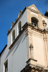 Fototapeta na wymiar esterno chiesa