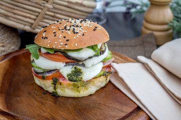 Burger with vegetables and mozzarella