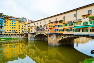 Fototapeta na wymiar Ponte Vecchio, Florence< Italy