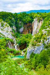 Fototapeta na wymiar Plitivice, waterfalls and lakes - Croatia