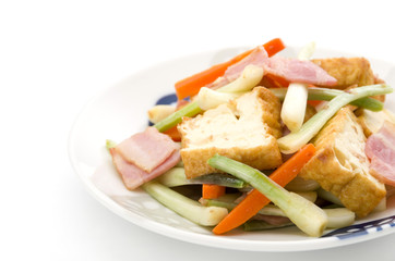 島らっきょうと厚揚げの炒め物