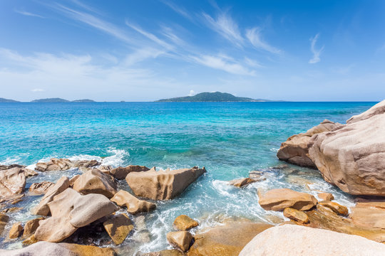  paysage des Seychelles, la Digue, côte est 