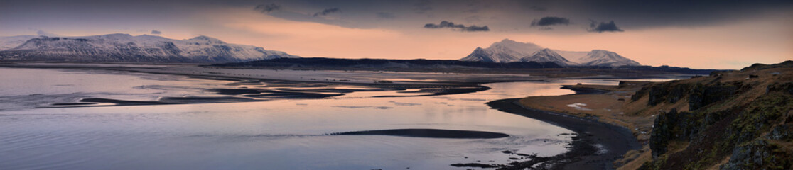 Fototapeta na wymiar 'Vistas': sunset panorama of the Bay of Seals, Iceland